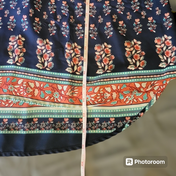 ✨️$3 or 2 for $5✨️Terra & Sky sleeveless blouse - Picture 10 of 12